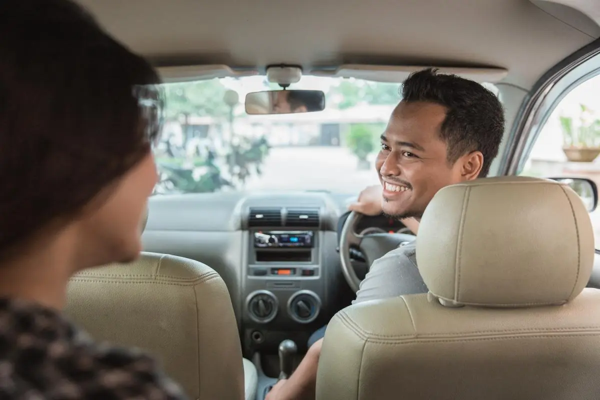 Jasa sewa Rental Mobil & Driver